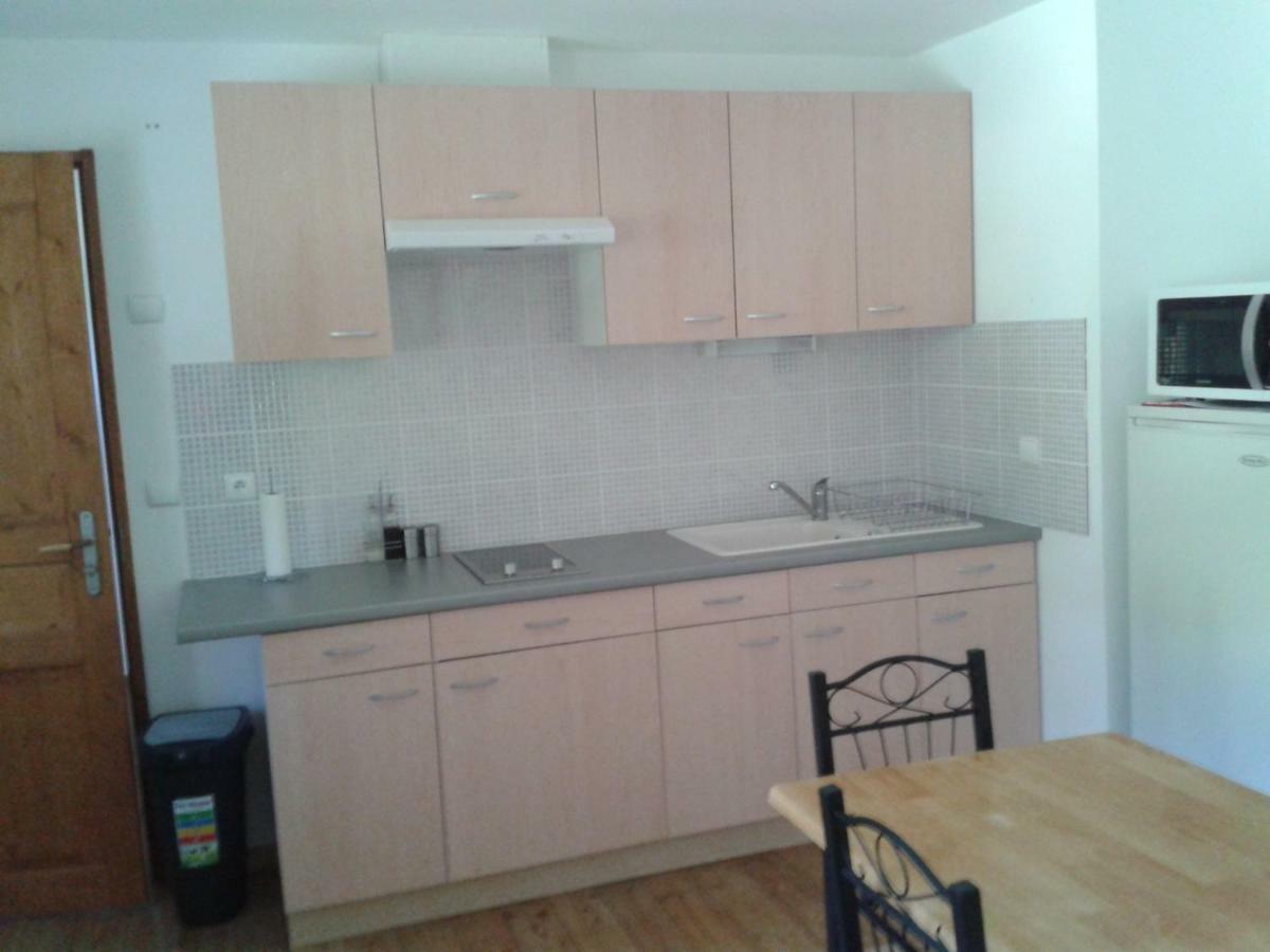 Appartement le bon air est dans le pre à Champagnac  Chambre photo